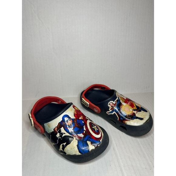 Crocs Kids Youth Size 12 Slip On Round Toe Marvel Avengers Clog Slippers Blue - Picture 5 of 9
